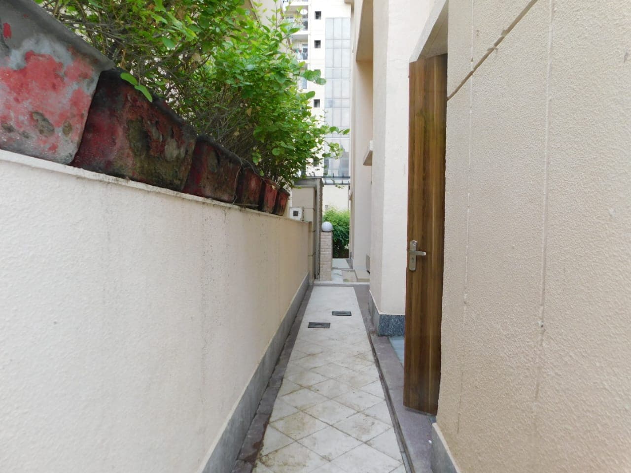 Property media 1